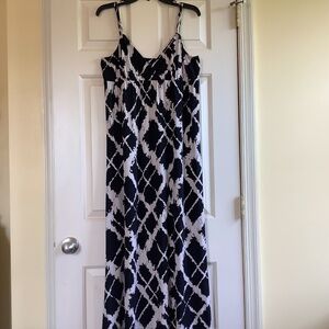 INC Maxi Dress Geometric Pattern Black and Cream SZ Petite Large
